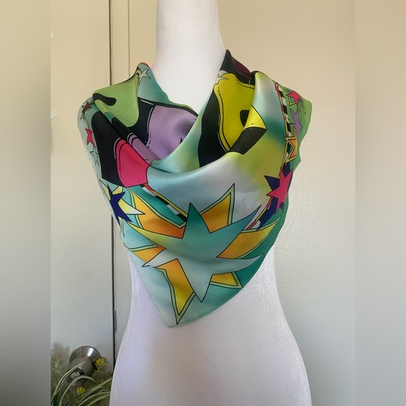 Colorful Star Pattern Scarf - Picture 1 of 4